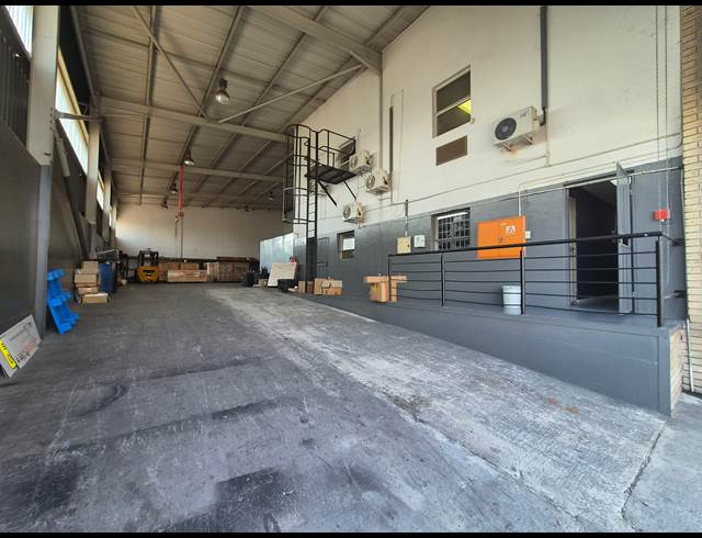 795.30M² WAREHOUSE TO LET IN OLIFANTSFONTEIN