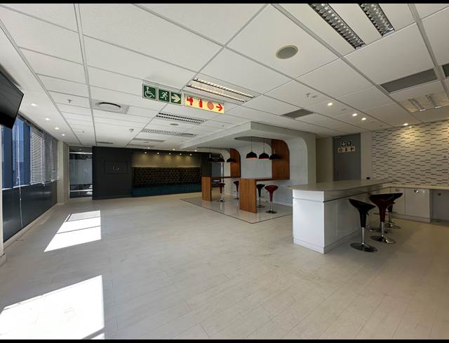 1,407M² OFFICE TO LET IN SANDTON CENTRAL