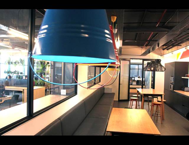 870M² OFFICE TO LET IN SEA POINT