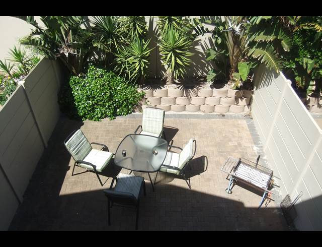 2 bed property to rent in KAAPSIG