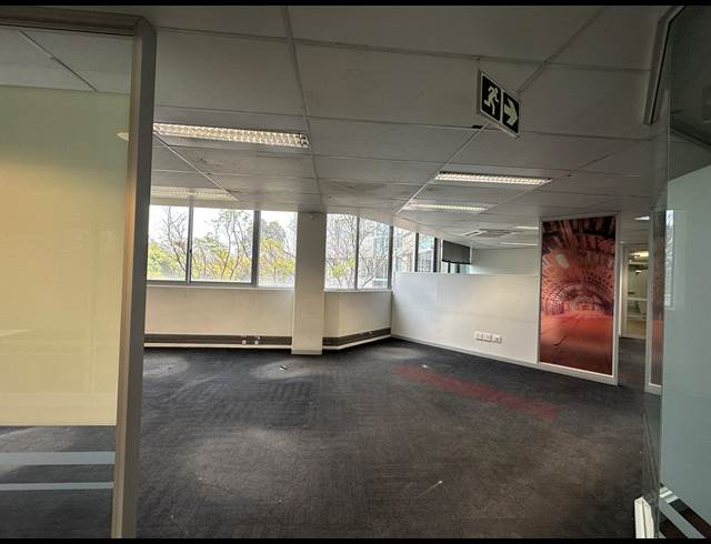 752.60M² OFFICE TO LET IN CENTURION CENTRAL