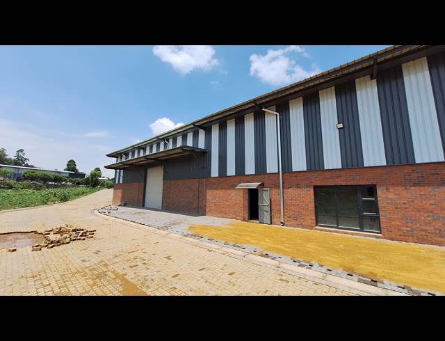 548M² WAREHOUSE TO LET IN LASER PARK