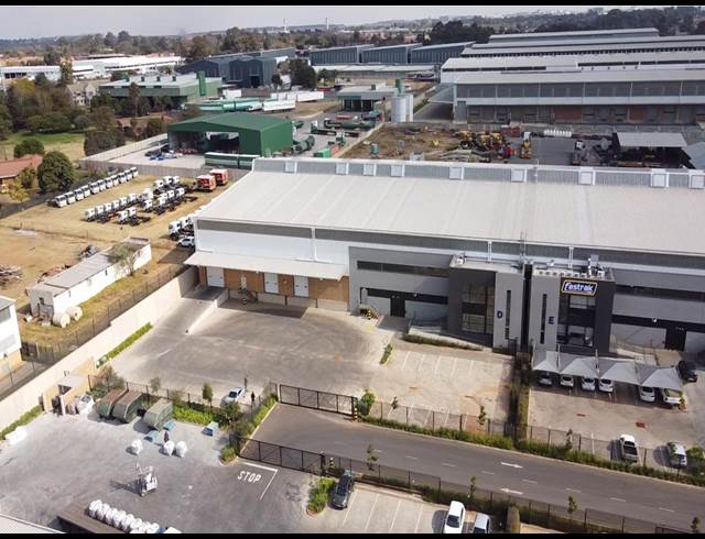 3,227M² WAREHOUSE TO LET IN POMONA AH