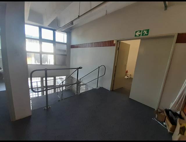 1,370M² WAREHOUSE TO LET IN MARIANNHILL