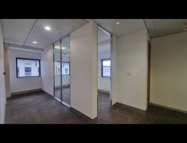 222M² OFFICE TO LET IN CENTURY CITY
