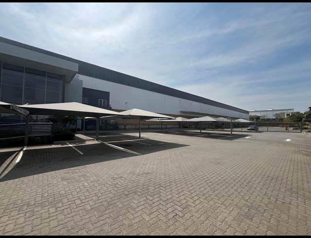 13,926M² WAREHOUSE TO LET IN GOSFORTH PARK