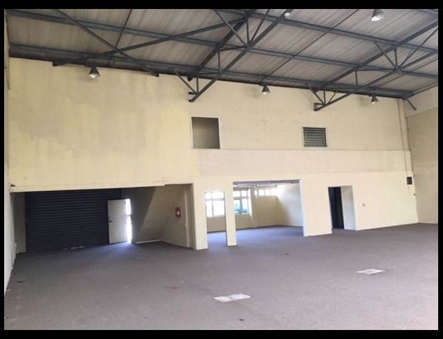 319M² WAREHOUSE TO LET IN SPRINGFIELD