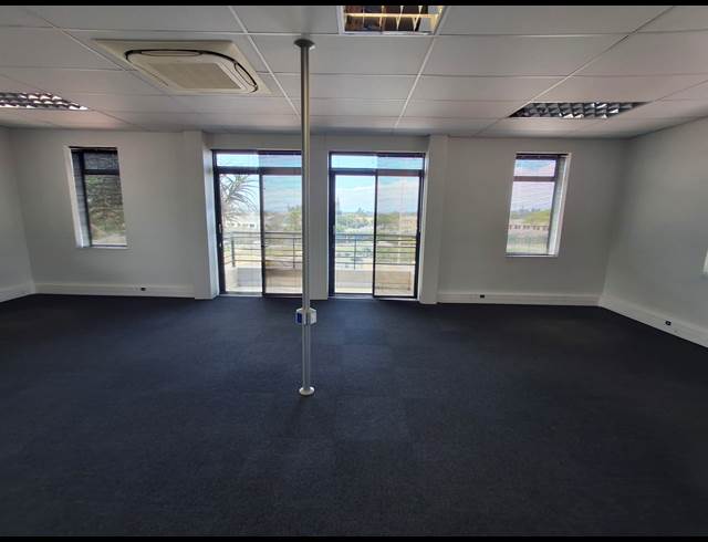 203M² OFFICE TO LET IN BEREA
