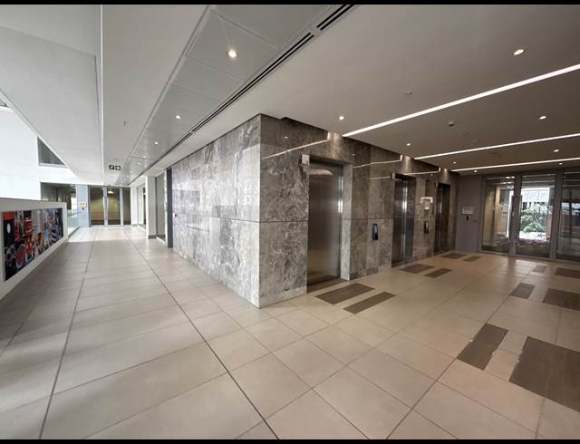1,418M² OFFICE TO LET IN SANDTON CENTRAL