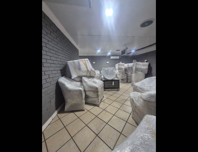 250M² BUSINESS CENTRE TO LET IN PRETORIA WEST