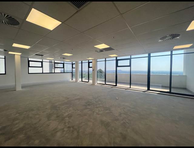 604M² OFFICE TO LET IN ILLOVO