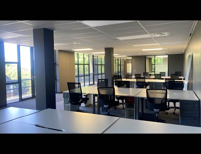 342M² OFFICE TO LET IN MELROSE ESTATE