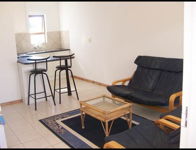 2 bed property to rent in WORCESTER CENTRAL