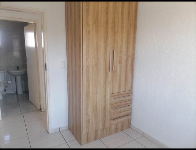 3 bed property to rent in STRUBENVALE