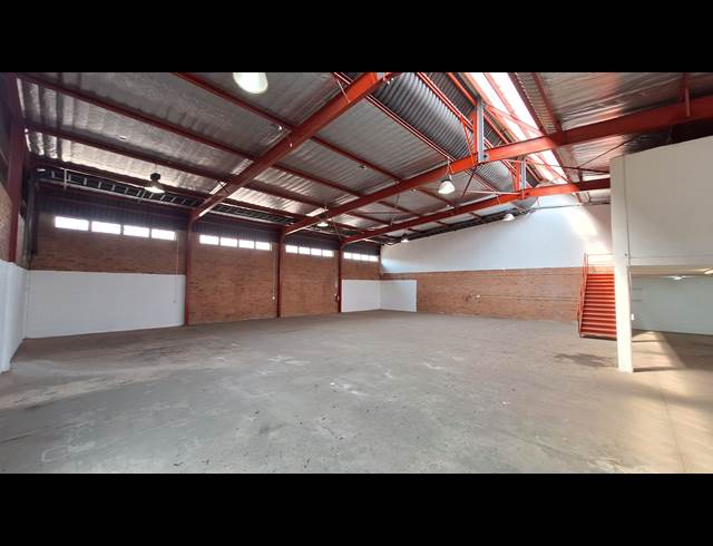 525M² WAREHOUSE TO LET IN STRIJDOMPARK