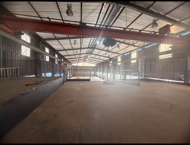1,192M² WAREHOUSE TO LET IN SEBENZA