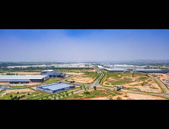 3,000M² WAREHOUSE TO LET IN ELANDSFONTEIN