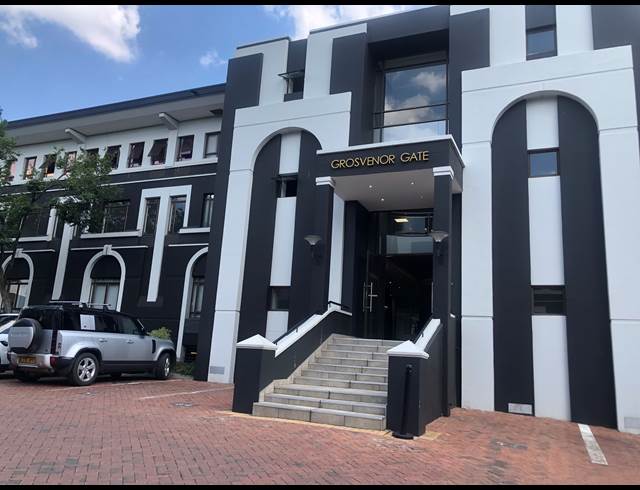 194M² OFFICE TO LET IN HYDE PARK