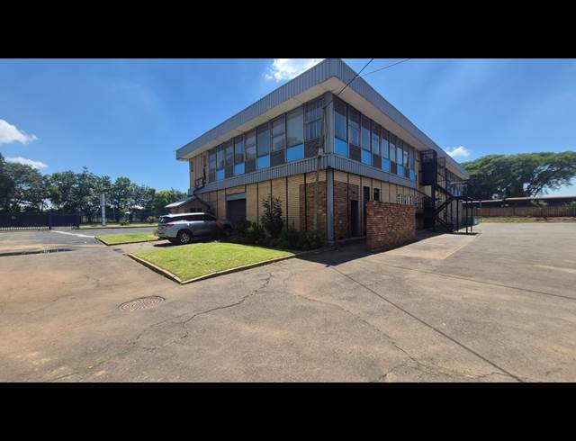 8,000M² VACANT LAND TO LET IN ANDERBOLT