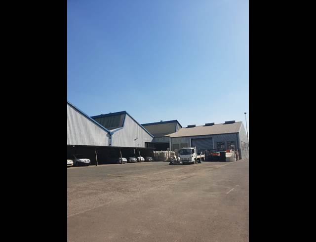 4,400M² WAREHOUSE RENTED IN ALRODE
