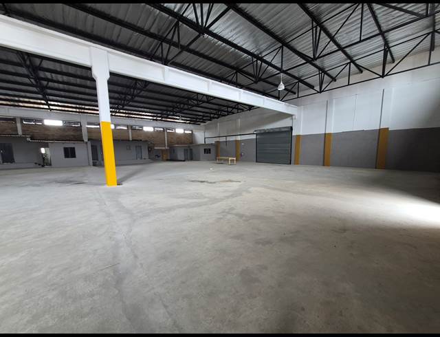 1,200M² WAREHOUSE TO LET IN DENVER