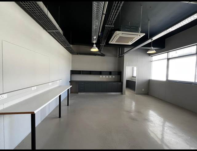 604M² OFFICE TO LET IN CAPE TOWN CITY CENTRE