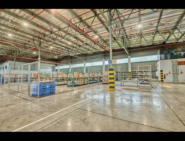 10,000M² WAREHOUSE TO LET IN RIVERHORSE VALLEY