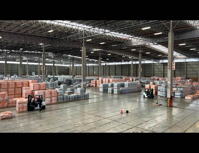 21,491M² WAREHOUSE TO LET IN GOSFORTH PARK