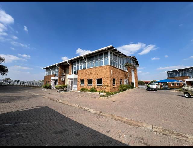 799M² WAREHOUSE TO LET IN RANDJESPARK