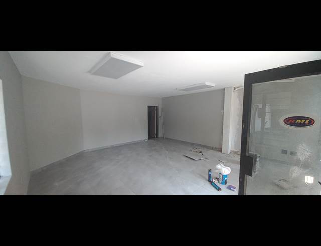 515M² MINI FACTORY TO LET IN STRIJDOMPARK