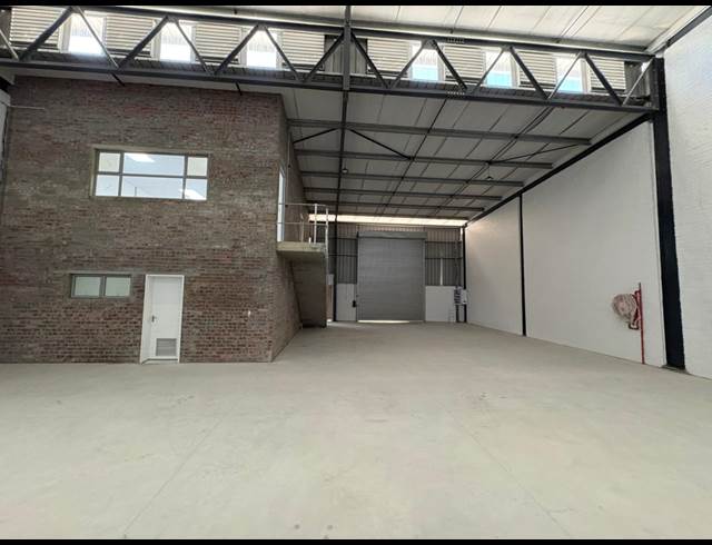 464M² WAREHOUSE TO LET IN FIRGROVE