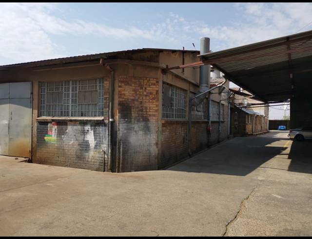 2,000M² WAREHOUSE TO LET IN MALVERN