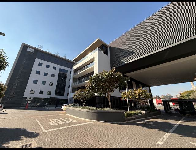 249M² OFFICE TO LET IN PARKTOWN