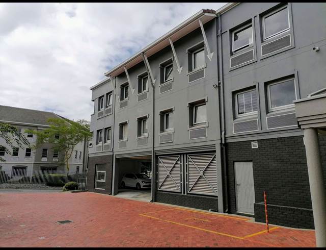 254M² OFFICE TO LET IN TYGER VALLEY