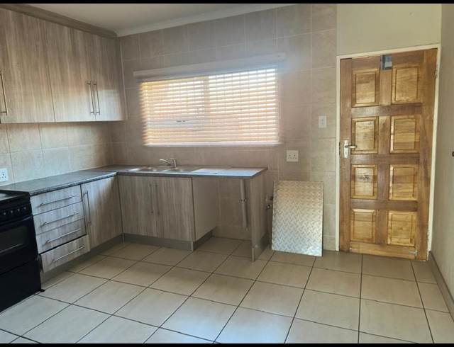 3 BEDROOM PROPERTY TO RENT IN ERASMIA