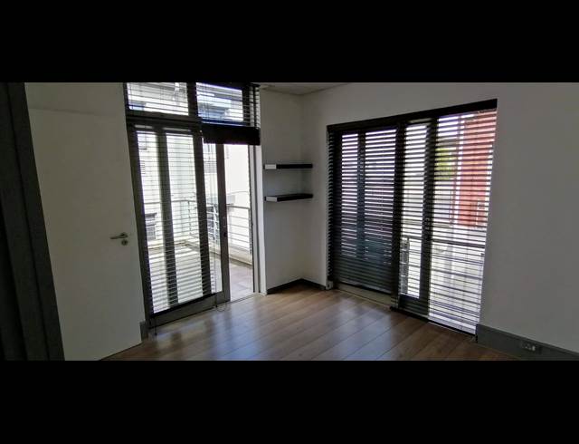 215M² OFFICE TO LET IN DURBANVILLE CENTRAL