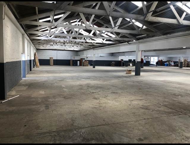 2,145M² WAREHOUSE TO LET IN EPPING INDUSTRIAL