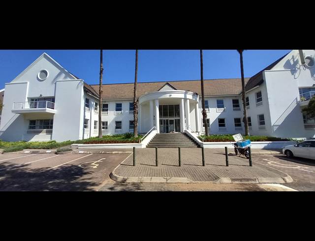 1,225M² OFFICE TO LET IN WOODMEAD
