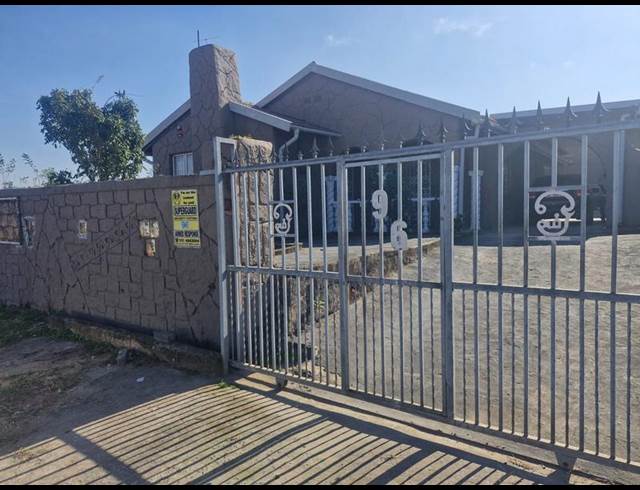 3 BEDROOM PROPERTY TO RENT IN ARENA PARK