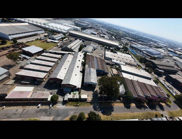 9,058M² WAREHOUSE TO LET IN TUNNEY