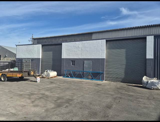 3,408M² WAREHOUSE TO LET IN BLACKHEATH INDUSTRIAL