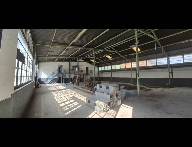 450M² WAREHOUSE TO LET IN ANDERBOLT