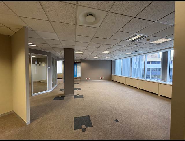 434.90M² OFFICE TO LET IN CAPE TOWN CITY CENTRE
