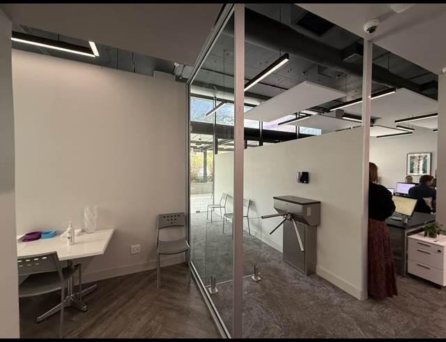290M² OFFICE TO LET IN CLAREMONT