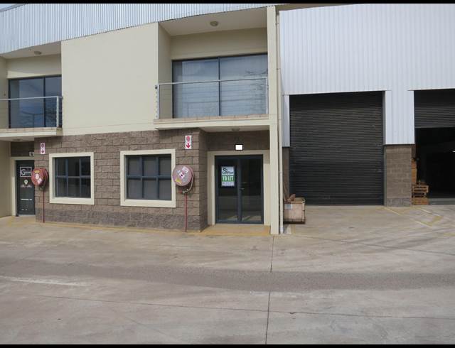 283M² MINI FACTORY TO LET IN UMHLALI