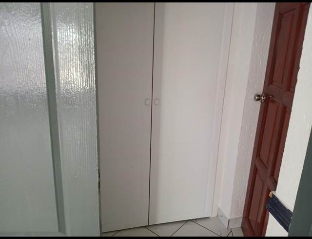 1 bed property to rent in GLENVISTA