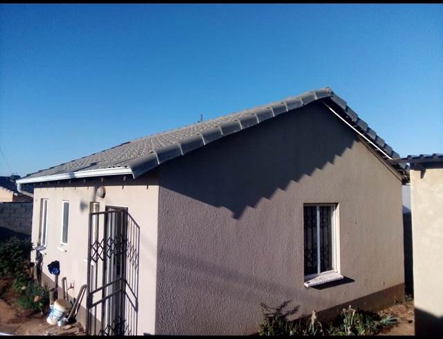 2 bed property to rent in PROTEA GLEN