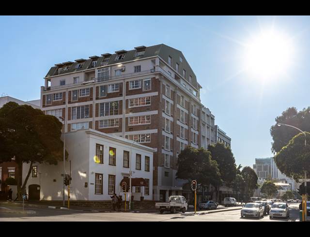 3 BEDROOM APARTMENT TO LET IN CAPE TOWN CITY CENTRE