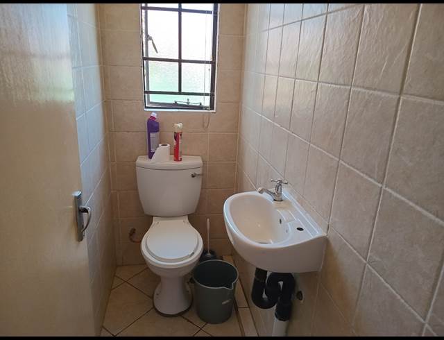 3 BEDROOM FREEHOLD TO LET IN COSMO CITY