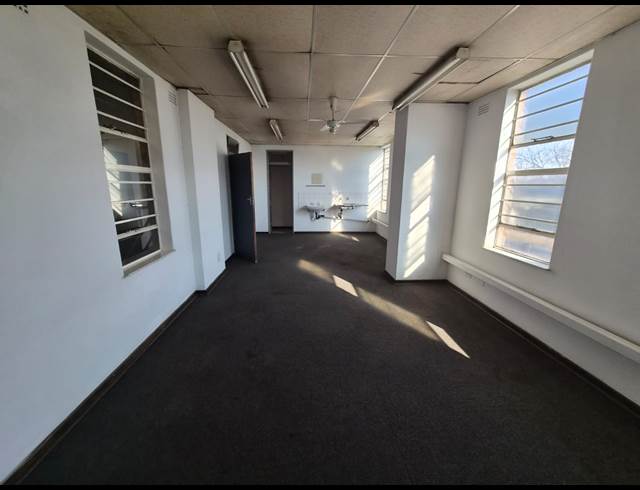 265M² WAREHOUSE TO LET IN WADEVILLE